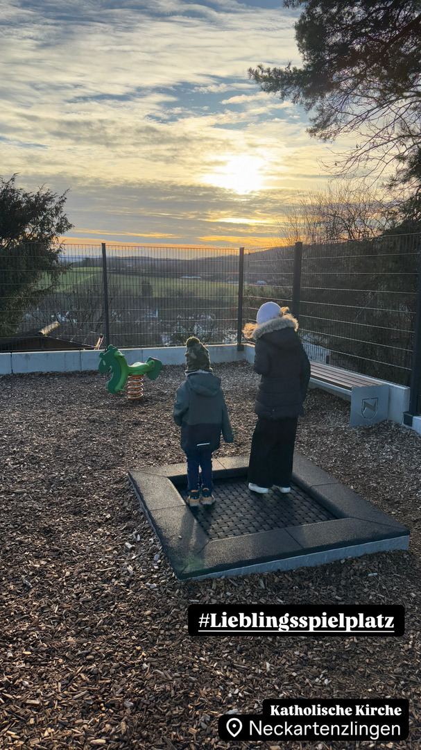 Spielplatz Neckartenzlingen Panoramastraße - Galeriebild 12